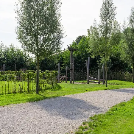 Ferienhaus Lakeside Luxury Mansion By Belvilla *