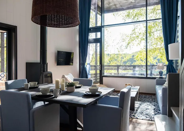 Lakeside Luxury Mansion By Belvilla Holiday home