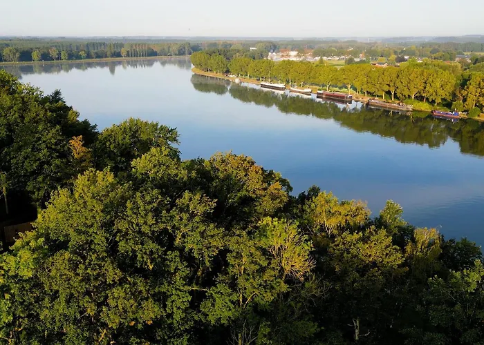 Lakeside Luxury Mansion By Belvilla Holiday home